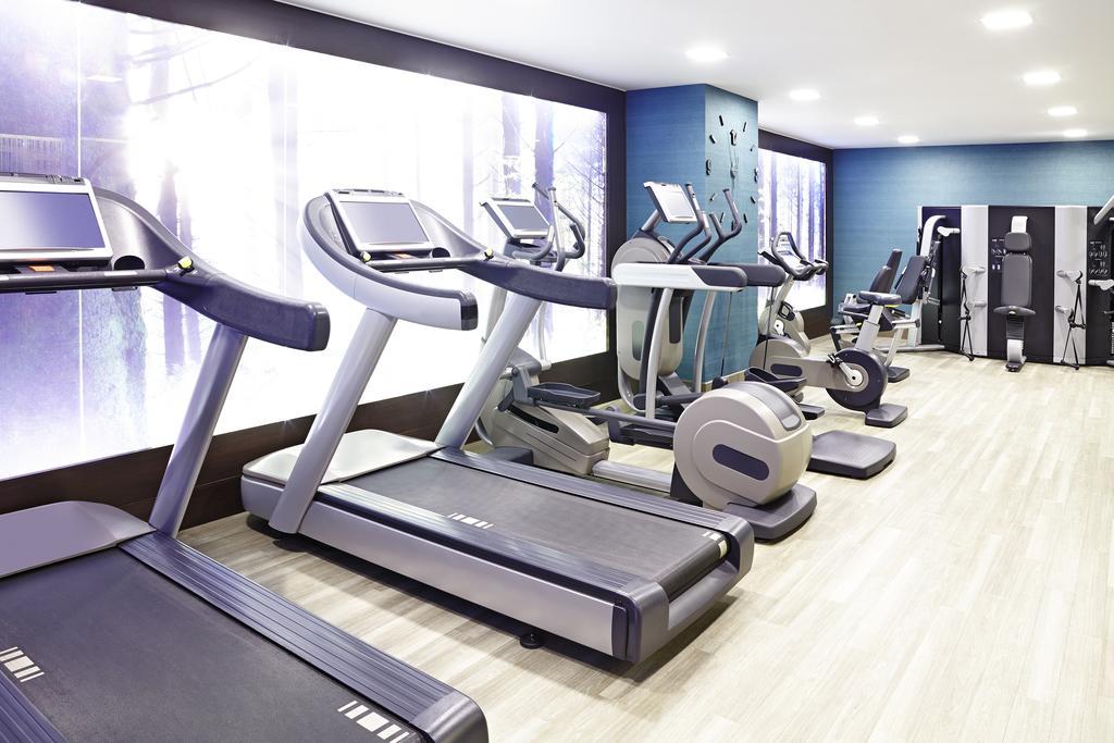 Novotel London Брентфорд Экстерьер фото